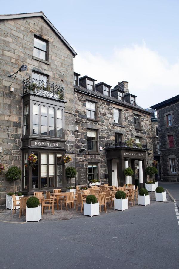 Royal Ship Hotel Dolgellau Exterior photo